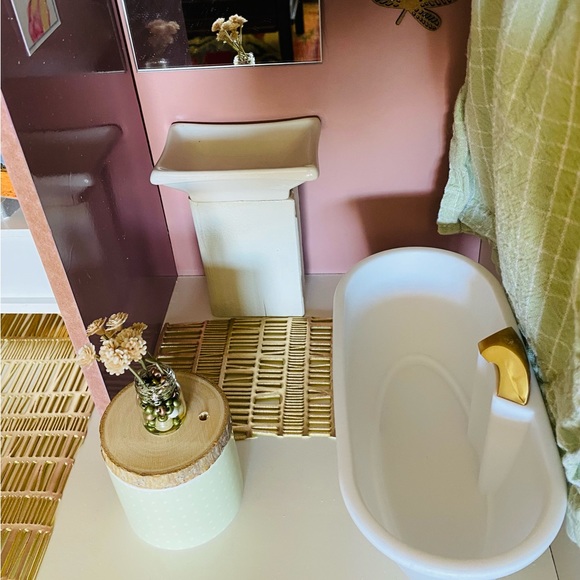 Custom KidKraft Dollhouse - Picture 7 of 16